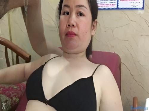 Hermana, por favor chúpame la polla.